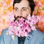 꽃을 이용한 수염 장식! "꽃 수염 / Flower beard"