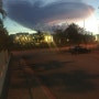 괌 에이스 렌트카- 어제 저녁 괌 해질녁 하는 구름이 하트 같다고 울딸래미가 사진 찍으라...