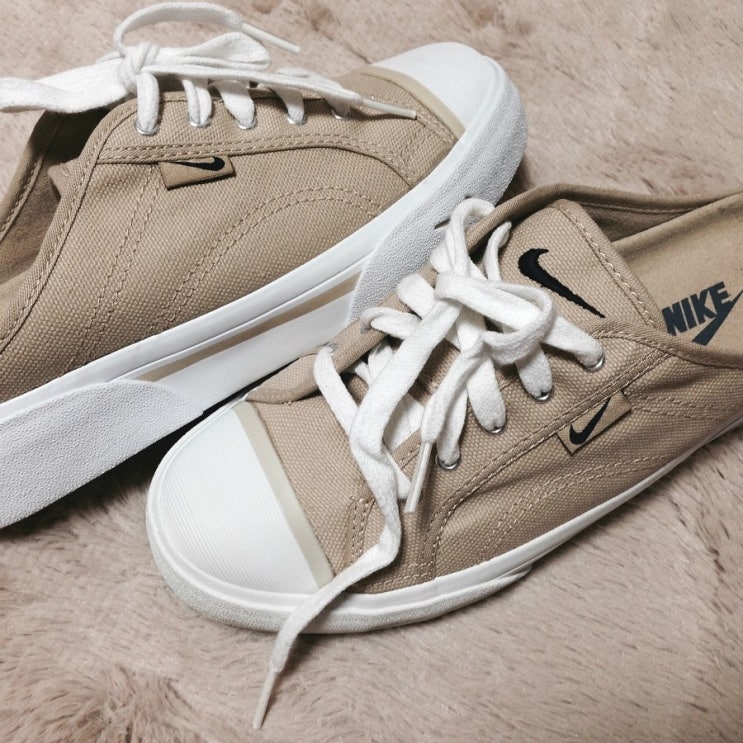 Nike sale hermosa mule