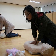 경기소방학교 구급교육센터에서 열리는 심폐소생술 교육현장