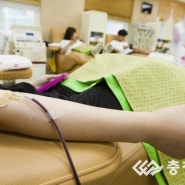 [현장속으로] '세계 헌혈자의 날' 풍경…메르스도 꺾지 못한 충북지역 헌혈 열기