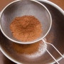 베이킹에 자주 사용되는 '코코아 파우더(Cocoa Powder)' 이해하기: 내추럴 & 더치프로세스 / 사용 팁 / 보관법 / 기타 등등