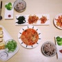[집밥 밥상] 연어계란말이, 김치찌개, 오이도라지무침, 브로콜리, 호박잎 , 마른반찬