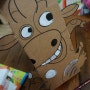 스칸디 대디 오스틴의 박스 유어셀프,,,, 자투리 시간을 이용해 울 아이들 물감으로 색칠하기 재미있게 하네요