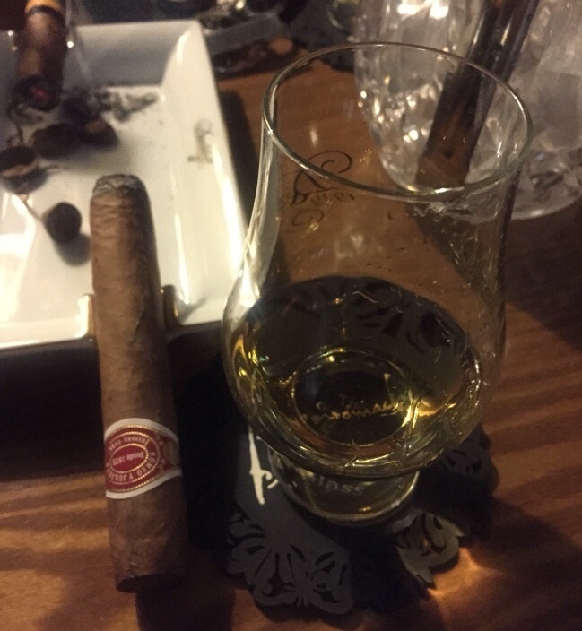 [판교 술집] 판교 퍼프 시가바 / Puff Cigar Bar : 네이버 블로그