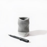 #3 Kindof Wave Pencil Vase 킨도프 연필꽂이