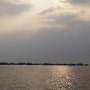[캄보디아] 수상가옥이 수평선을 이루는 곳, 똔레 삽