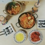 [주말분식] 애플하우스 무침만두, 떡볶이, 오뎅탕 , 토마토쥬스 + 트니트니 구경 :)