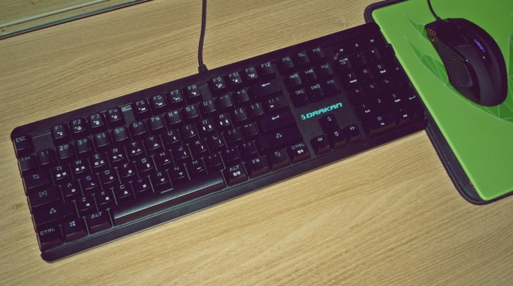 퓨전FNC DRAKAN M-KEY MK104N 청축 게이밍 기계식 키보드 : 네이버 블로그