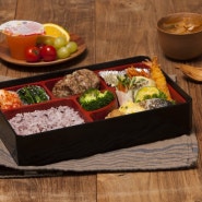떡갈비 고급도시락(\16,000) - 대전행복한밥상 단체도시락 메뉴