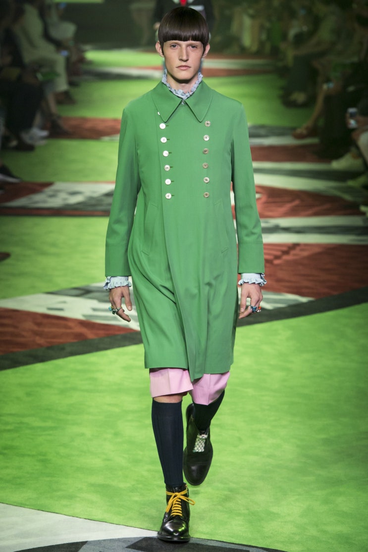 Gucci 구찌 : Spring/Summer 2017 Menswear Milan : 네이버 블로그