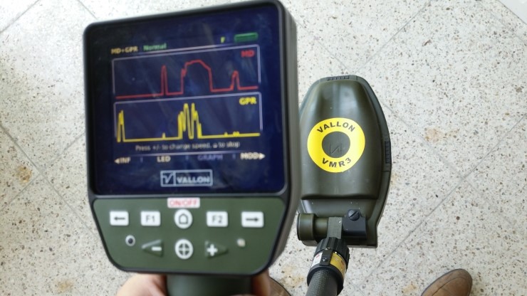 비금속지뢰탐지기 Vallon VMR3G/VMR3 - 베스트 금속탐지기 Top10. No. 1 지뢰탐지기 Vallon VMR3G ...