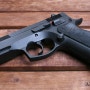 CZ75 SP-01 9mm 권총 배경화면 #3