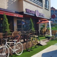제주 공항 근처 카페 추천 :: 무료로 자전거 대여가 가능한 테마 카페 '벨로인' 도두점