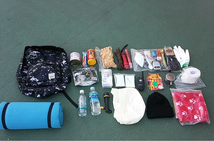 비상사태 발생시 반출용 '생존 배낭' : 네이버 블로그