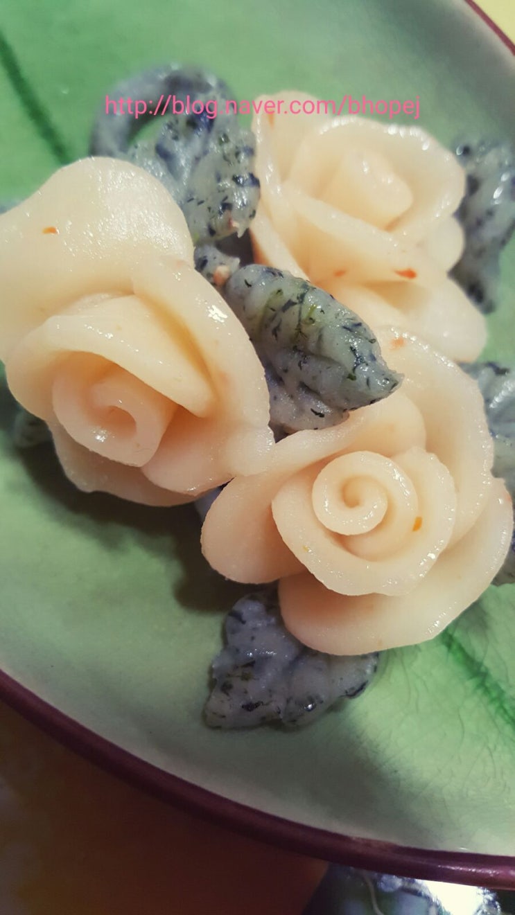 마법꾸미의 당근떡꽃과 시금치떡잎~♡(떡동영상 포함) : 네이버 블로그