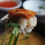 김해 맛집 한그릇씩 든든하게 가마솥 돼지국밥 묵었시요.