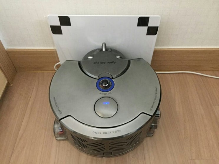 다이슨 360eye :: 로봇청소기 다이슨 짧은 후기! : 네이버 블로그