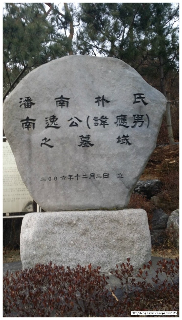 꽃과 미국 국기가있는 애국심 기념일 무덤 꽃 공동 묘지 공물 장면에서 타락한 영웅을 존중합니다, 기념물, 애국심, 무덤 PNG 일러스트  및 이미지 에 대한 무료 다운로드 - Pngtree, image size:743x1305