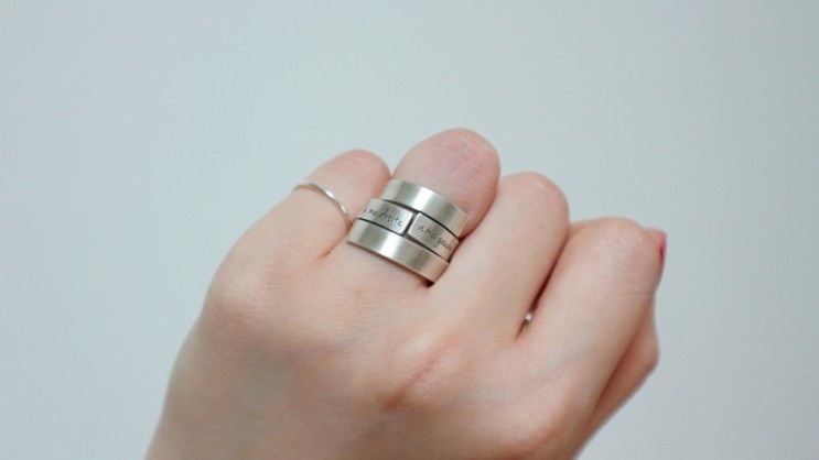 실버반지 마나르 / 커플링에 넣은 반지 각인 문구 : 네이버 블로그