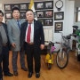 탈북난민인권연합회에 전동 오토바이 귀중
