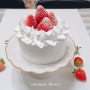 딸기 생크림 케이크 " 쌀베이킹"