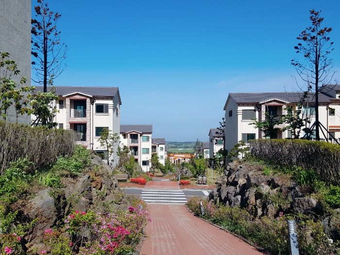 제주도 여행 // 아덴힐 리조트, 잘 알려지지 않았지만 너무 좋은 가족 숙소 :) : 네이버 블로그