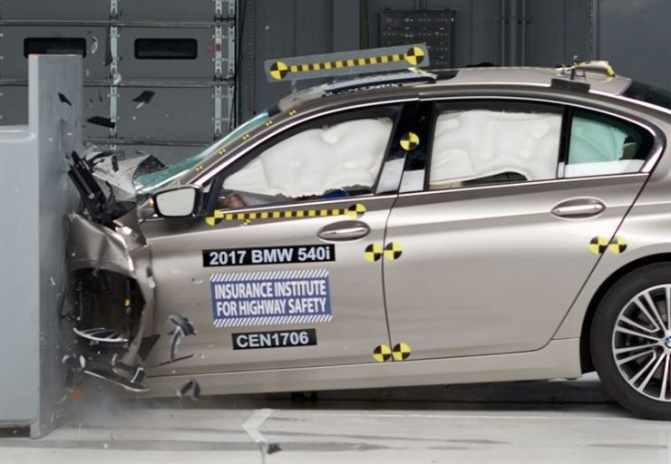 BMW 5시리즈 IIHS 탑 세이프티 픽 + 획득. : 네이버 블로그