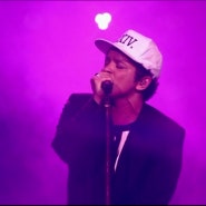 [LIVE] Bruno Mars (브루노 마스) - Versace on the Floor [BMA] [빌보드뮤직어워즈]