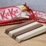 Kitkat) 킷캣 초콜릿 (티라미수, 라즈베리 치즈케익, 쿠키앤크림) 170g 키켓 키캣 초콜렛 :: 할인기간 2017년 6월 5일까지