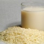 식물성 우유의 여러가지 종류. 두유, 아몬드 브리즈, 쌀 우유, 코코넛 밀크, 아마씨 우유 등