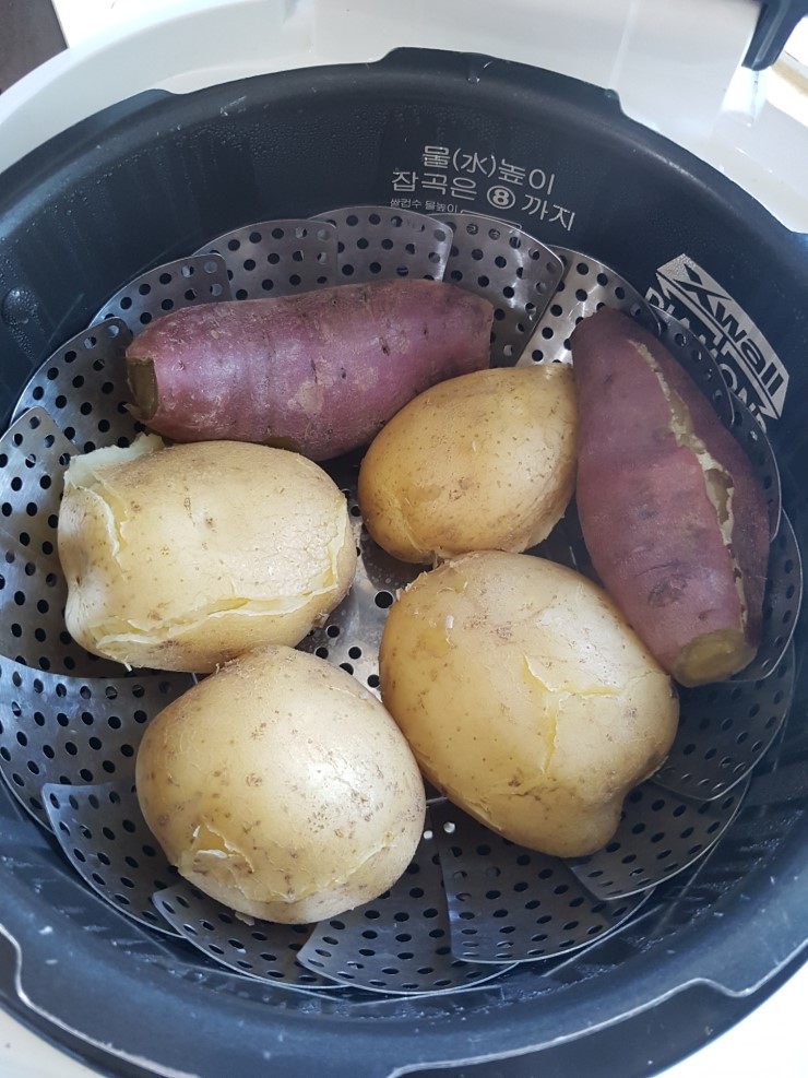 쿠쿠밥솥 만능찜 기능을 이용한 감자찌기 고구마찌기 : 네이버 블로그