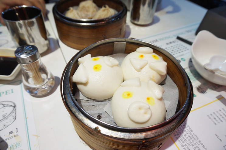 홍콩 딤섬맛집 딤딤섬 추천 피기 커스터드 번 귀여워~ : 네이버 블로그