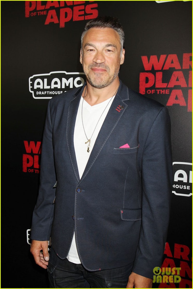 ☆ 혹성탈출: 종의 전쟁 (War for the Planet of the Apes) 미국 뉴욕 SVA 상영회 현장스틸 / 미국  SF액션모험드라마영화 : 네이버 블로그, image size:743x1111