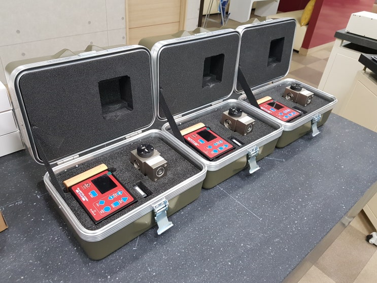 수직 가이드웨이 진직도, 평행도, 피치&롤, 직각도 측정 - Zerotronic Sensor / 2축 초정밀 센서 0.001mm ...