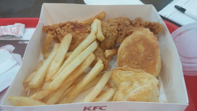 [KFC]내일이 복날이죠!미리 KFC에서 치킨 MAGIC BOX 먹었습니다.^^ : 네이버 블로그