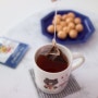 Karel Capek- Sally's Caramel Tea / 샐리의 카라멜티