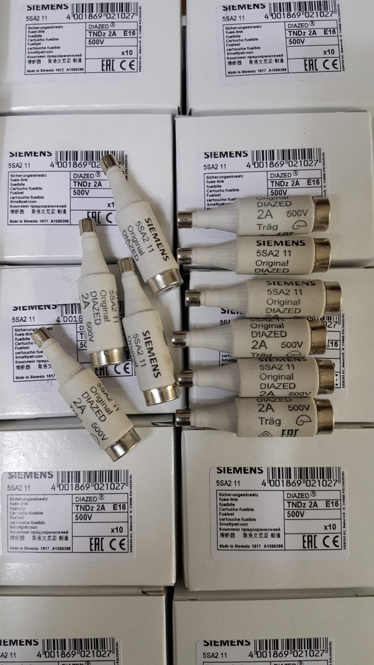 5SA211 2A, 5SA221 4A, 5SA231 6A, 5SA251 10A, 5SA261 16A, 5SA271 20A ...