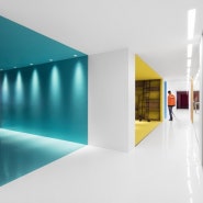 [오피스 인테리어]_ Playster Office by ACDF Architecture, Montreal – Canada