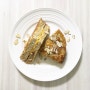 식빵 요리 - 간단한 아침식사로 사랑받는 프렌치토스트 만드는법