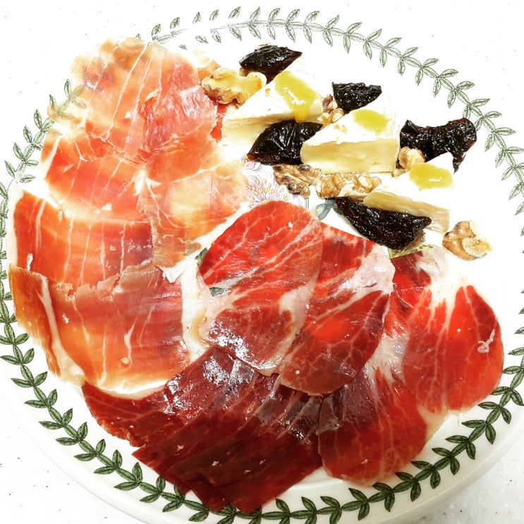 스페인왕실의 하몽 5J 이베리코 베요따 하몬과 훈제로인립으로 Lchf 저탄수고지방 술안주만들기! : 네이버 블로그