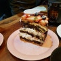 가로수길 카페 추천! 케이크가 맛있는 디저트집 - 컨버세이션 Conversation