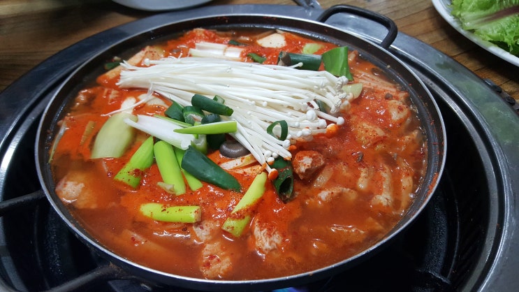 청주 시내 성안길 맛집 - 송학식당 짜글짜글 청주시내짜글이맛집 ♬ : 네이버 블로그 청주 시내 성안길 맛집 - 송학식당 짜글짜글 청주시내짜글이맛집 ♬ : 네이버 블로그