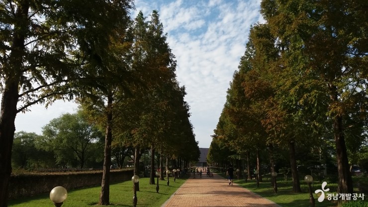 가을날의 피크닉, 진주 초전공원