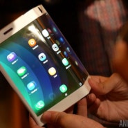 삼성의 폴더블 스마트폰 '갤럭시 X' 정보