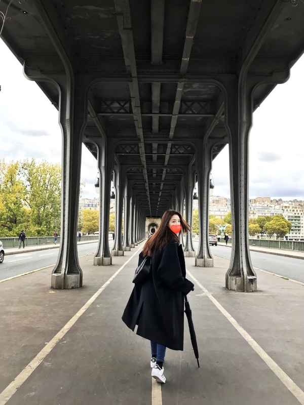 파리 스냅사진 명소! 인셉션 다리 (Inception Bridge) : 네이버 블로그