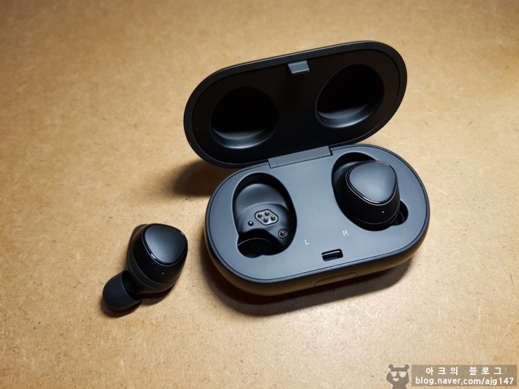 삼성 기어 아이콘X 2018 SM-R140 블루투스 이어폰 개봉과 리뷰 : 네이버 블로그