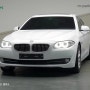 100% BMW 뉴5시리즈 525d xDrive 189,585 km 흰색 13년월 흰색 경유 자동 무지개 중고차!!좋은매물 상태좋은차량만 판매합니다^^