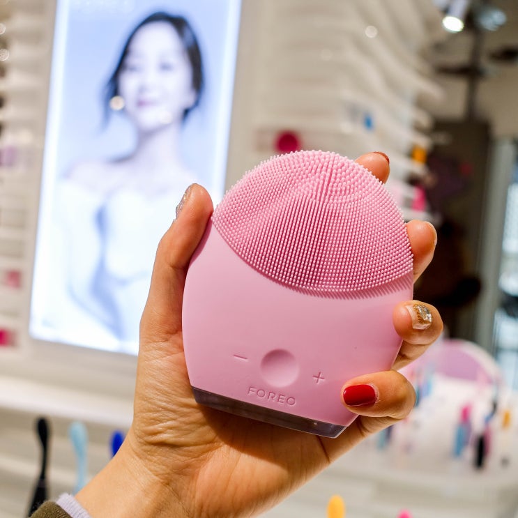 포레오 FOREO 조보아 진동클렌저, 미세먼지까지 깨끗하게~ : 네이버 블로그