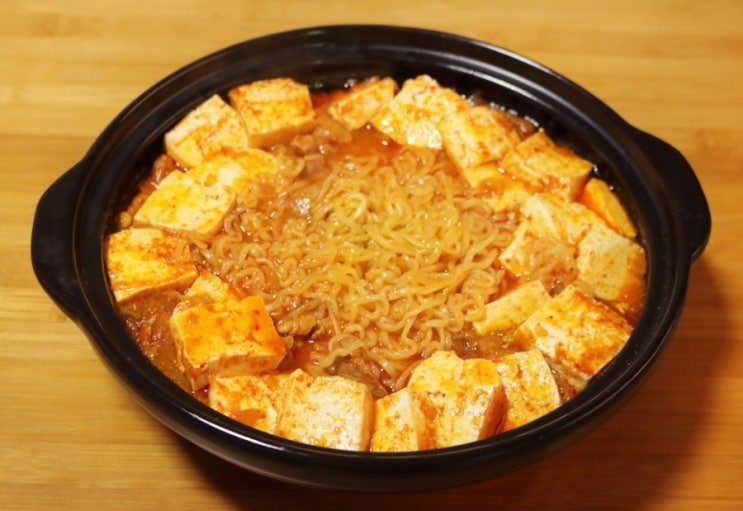 돼지고기 김치찌개 + 라면사리 : 네이버 블로그